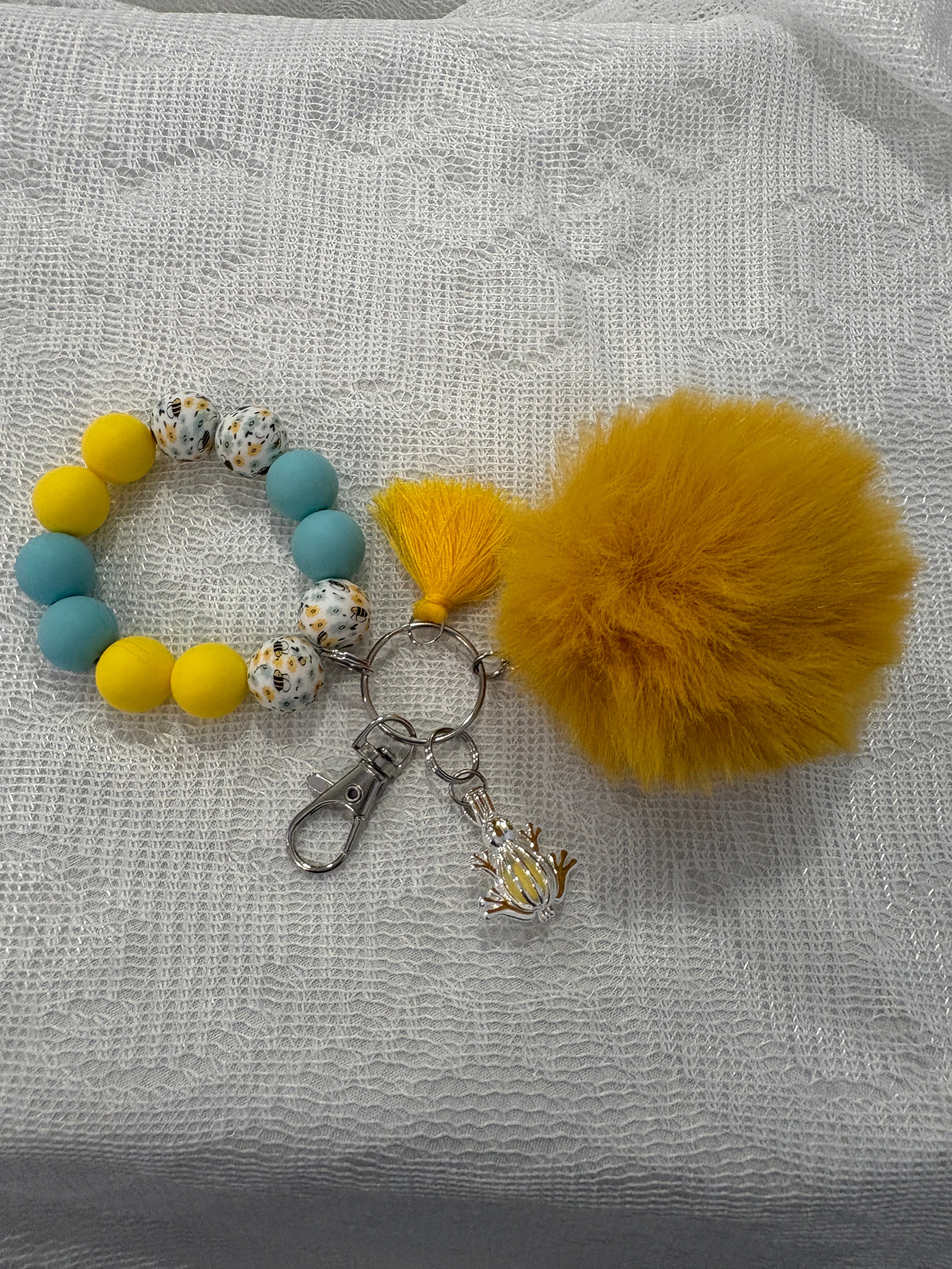 Yellow and multi mixed beaded diffuser wristlet/keychain