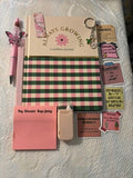 Checkered Patterned Wellness Jornal Gift Set